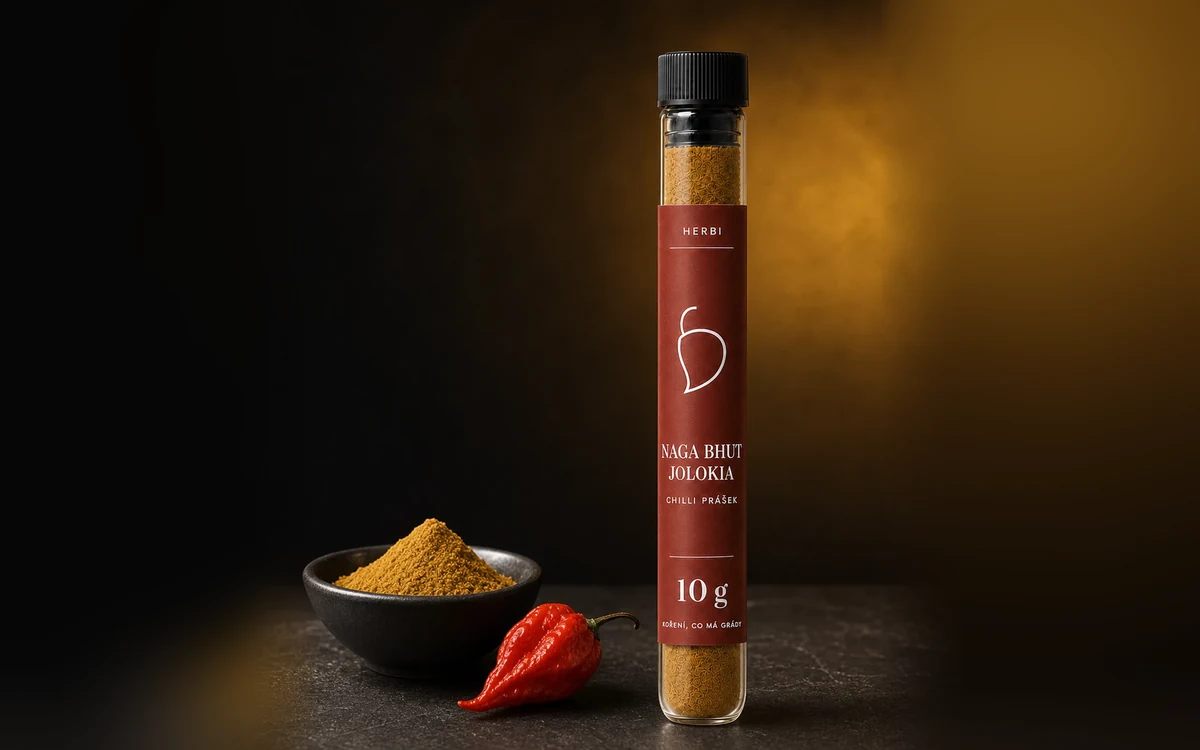 Zkumavka HERBI Naga Bhut Jolokia 10 g s miskou chilli prášku a červenou papričkou